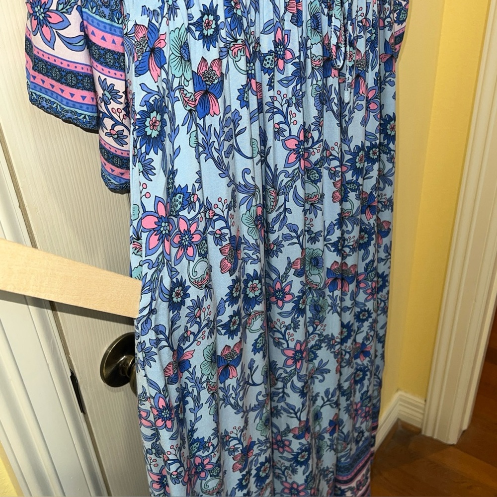 BloomChic Blue Floral V-Neck Maxi Dress Sz 22/24 Fairy Resortwear Cottagecore - Picture 7 of 16